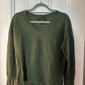 Tahari 100% Cashmere Olive Sweater